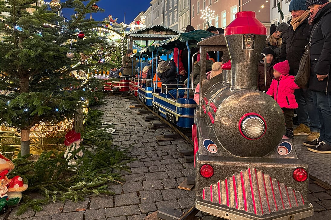 Christkindlmarkt 2022 1 - Weihnachtsmarkt Rosenheim - YouLoveBeauty